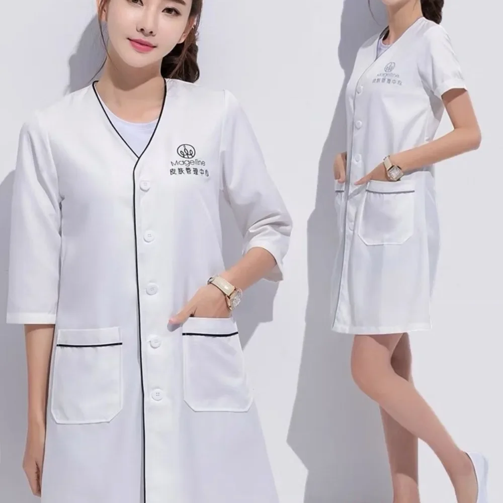 Divisa Personalizzata per Este - Medical Lab Coats recensione e prezzo